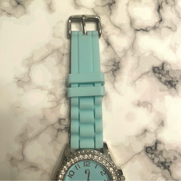 NWOT Charming Charlie Pastel Blue Green Crystal Halo Rubber Silicone Watch - Picture 4 of 10